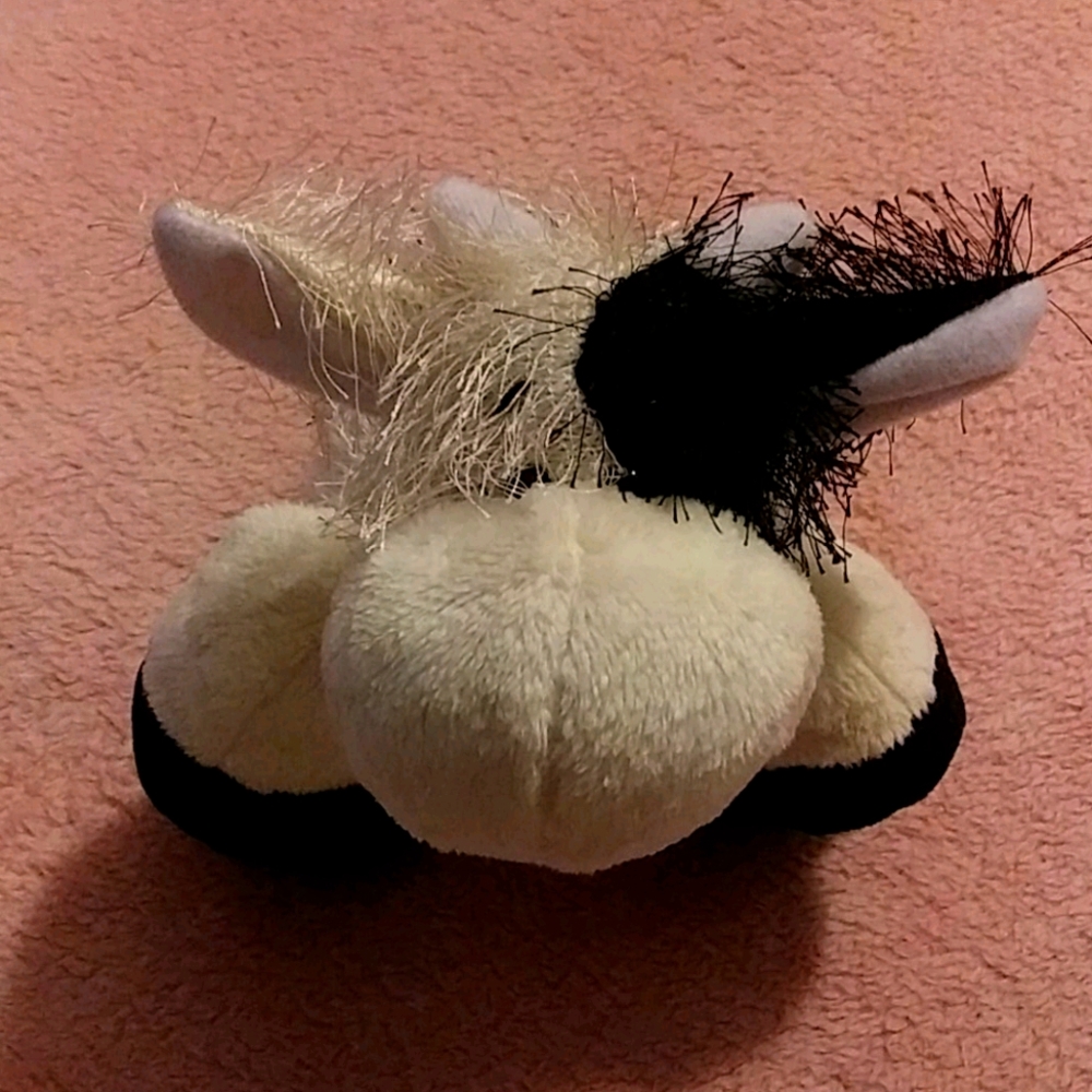 Webkinz Cow (Collectables)